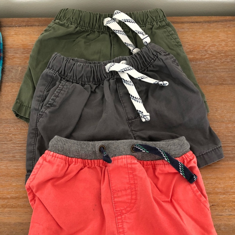 Carters 12 months shorts